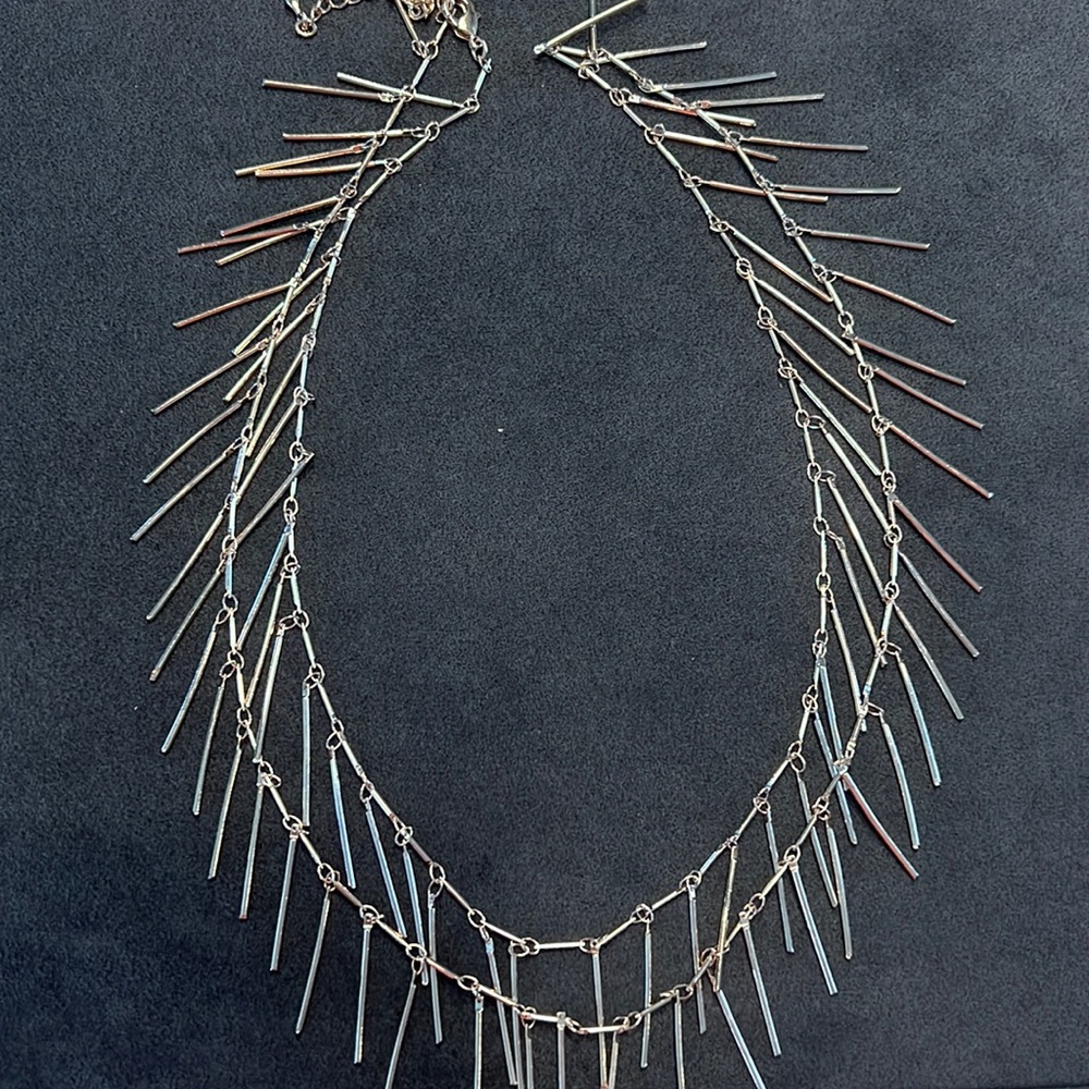 Fringe chain in Gold